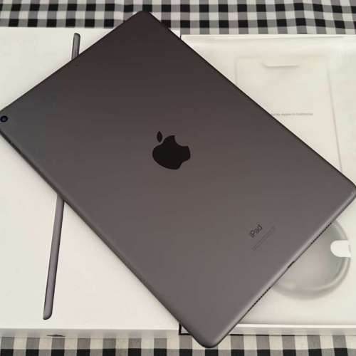 Apple iPad 8 128G WIFI 平板電腦 行貨 99%新 全新一樣 非常少用和新淨 電量和操作...