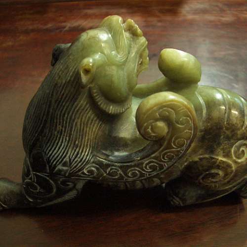 好難得 有"墨綠二色"！舊玉石