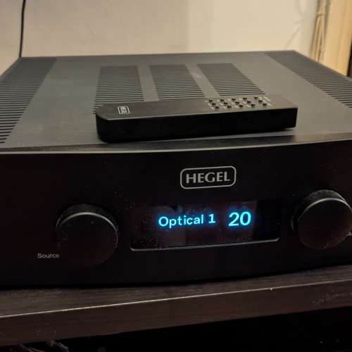 Hegel H390 Integrated AMP/Network DAC 綜合擴大機