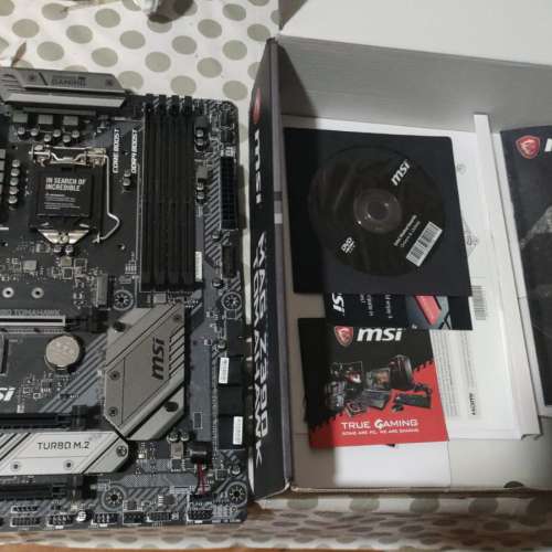 MAG Z390 TOMAHAWK  ATX主版 ((正版Window10Pro)) Socket 1151 支援8、9代CPU