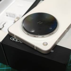 Oppo Find X8 Ultra 16+512GB 國行版 白色 99%新  全套 有配件 有盒 有保養