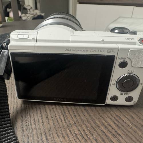 Sony α5000 + Tamron 18-200mm F3.5-6.3 Di III VC