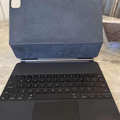 iPad Pro 12.9 寸 Apple Magic Keyboard