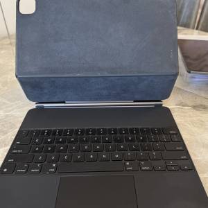 iPad Pro 12.9 寸 Apple Magic Keyboard