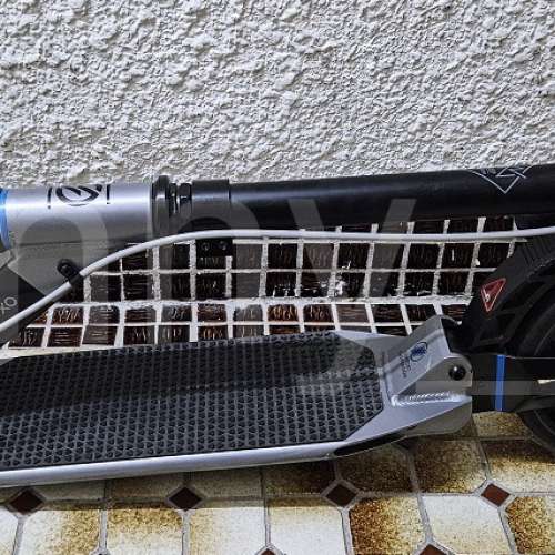 極新 Decathlon OXELO Town 7XL 7 XL 中高階款 避震滑板車 原價$998 (輕量之選/極速...