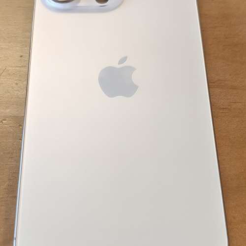 港行Iphone16 pro max沙漠金 95%new長保養