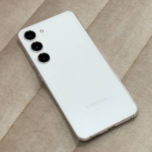 Samsung galaxy S23 白色