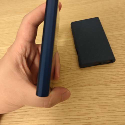 99.9% new Sony NW-A306 Portable Audio Player (player + case + SD card only)