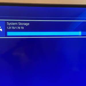 PS4 2T ssd &2 gamepad