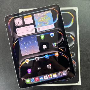 行貨 Apple iPad Pro 13吋 M4晶片 256GB  Wifi 連 Smart Folio Cover