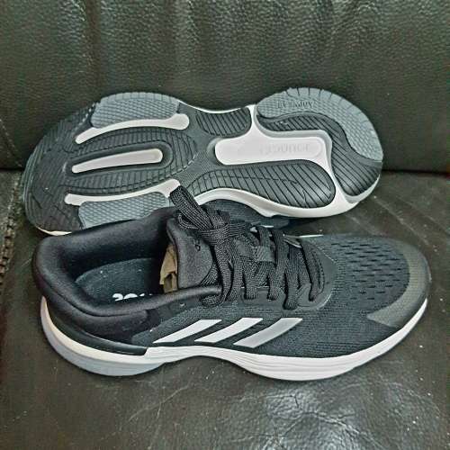 全新 Adidas Response Super 3.0 波鞋