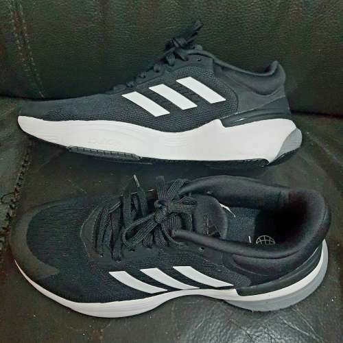 全新 Adidas Response Super 3.0 波鞋