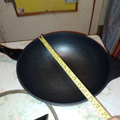 （韓國製造）麥飯石不粘鍋32cm