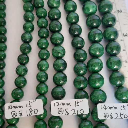 緬甸乾青珠串/手鈪，滿綠色，圓滑好水頭。每款價錢如照片顯示，兩款起八折多數量價...