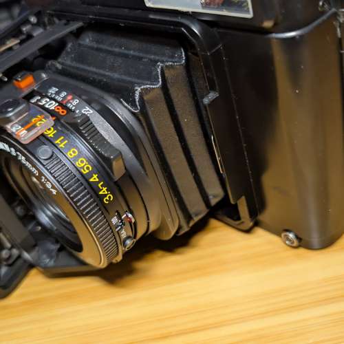 新淨 Fujica GS645 6x4.5 中片幅相機