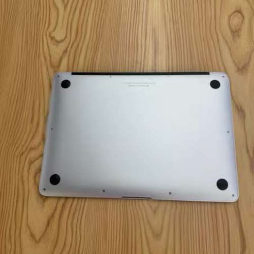 Apple MacBook Air 13寸 筆記型電腦，256G 固態硬盤，輕巧薄身！