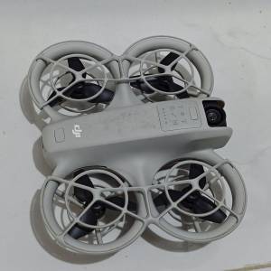 大疆無人機DJI Neo