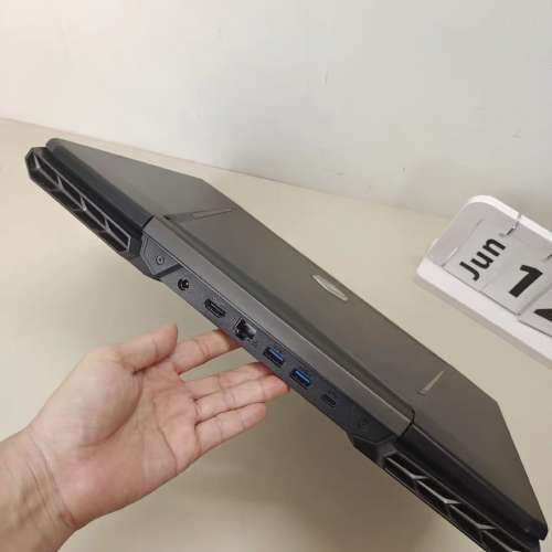 高端遊戲本 i7 7700處理器 16G 記憶體➕2TB SSD固態硬， Gtx 1050 4g獨顯 80多萬魯...