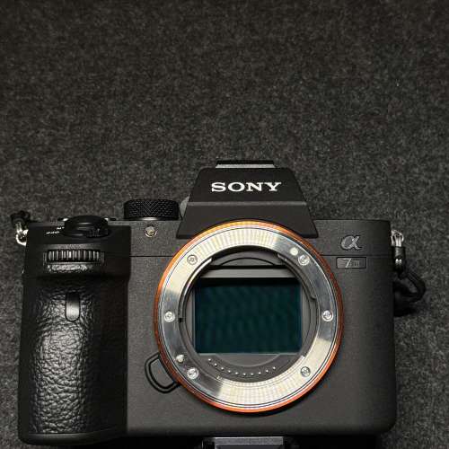 Sony A7iii A7m3 body only 跟充電 電池