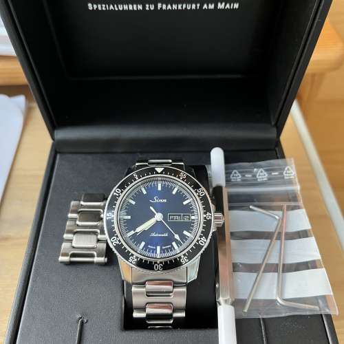 Sinn 104 藍面，行貨有大約一年保用