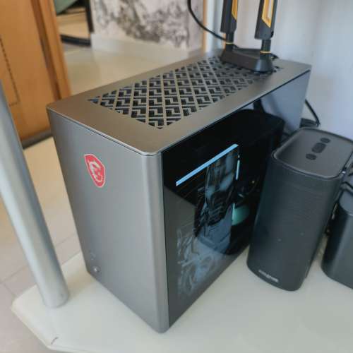 ITX小主機 I9ES+3070+32GB+1TB 可控制rgb