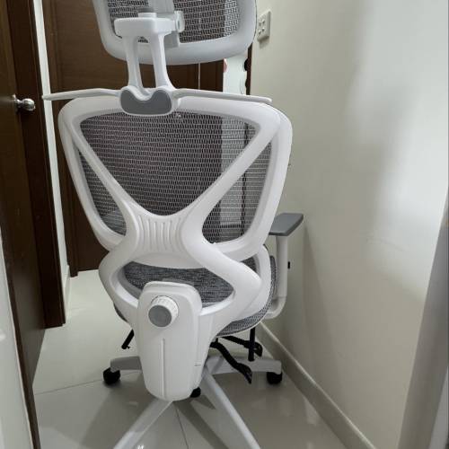 電腦椅，人體工學