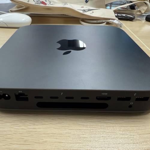 🔥頂配🌟95% 新 Mac mini 2018, i7 12 Cores (HT), 1TB SSD, 原廠 Apple 8GB DDR4