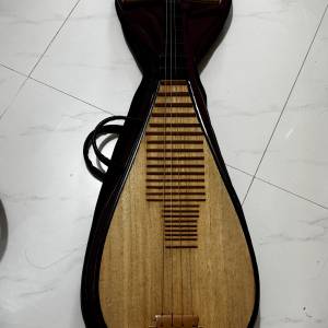 敦煌牌琵琶