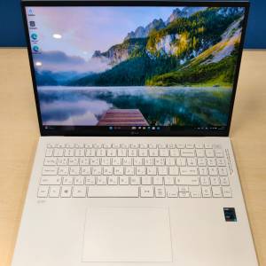 LG Gram 最輕16吋, 1.19Kg, i7 11th, 16GB RAM, 256GB, 近全新 (not asus, hp, dell)