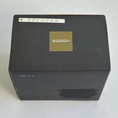 Voigtlander NOKTON Classic 35mm F/1.4 for Leica M