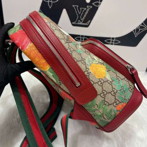 正品 Gucci 古馳 99新 花鳥印花雙肩包 尺寸 22*30 J373