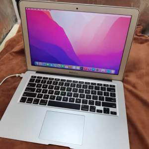 13寸蘋果MacBookair筆記本電腦，8G記憶體+ 1tb SSD 固態硬盤，輕巧方便攜帶出街！