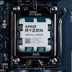 Ryzen 7 7800X3D 全新