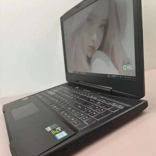 Intel® Core™ i7-6700高階電競RGB手提電腦，GTX 獨立顯卡，16G DDR4，512G 固態硬...