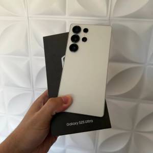 Samsung s25 ultra 白銀色