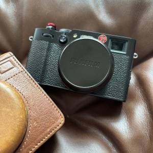 Fujifilm X100VI Camera Black + small rig case