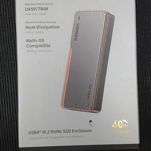 Usb 4 Ugreen ssd enclosure 全新未開