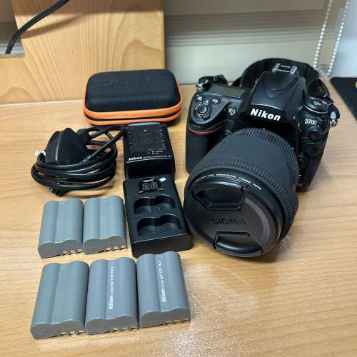 Nikon D700 單反相機 連Sigma 24-70mm f/2.8 鏡頭