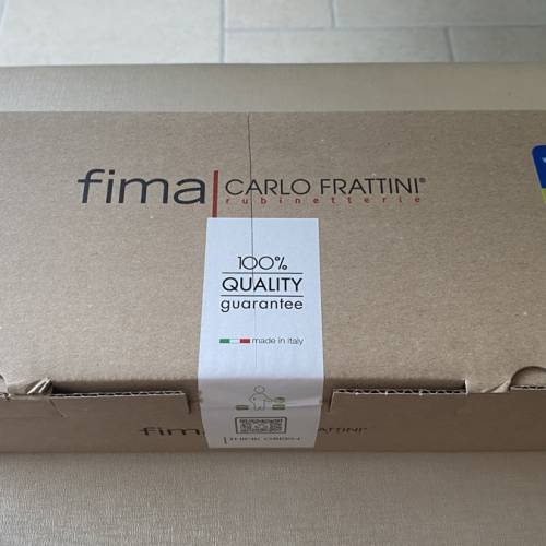 fima/Carlo Frattni 碗盆水龍頭和花灑水龍頭各一個