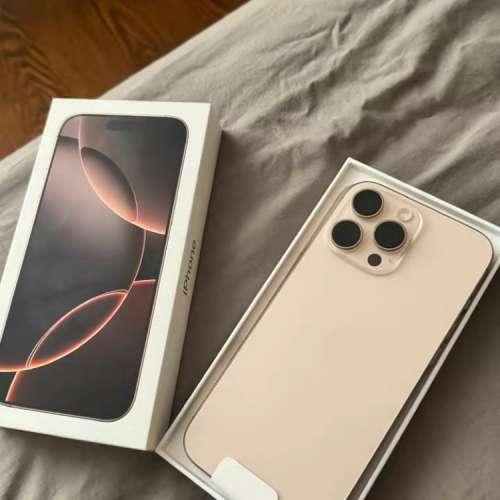 Apple Iphone16 pro max  256G gold 港行，電池健康100%，保修到2025.10.6。
