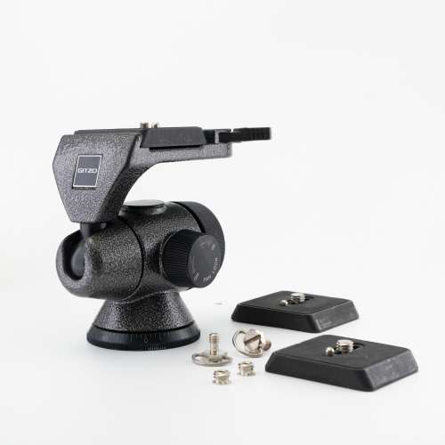 Gitzo Series 3 Ball Head GH3750QR (Payload 8kg) with 2 extra GS5370B plate
