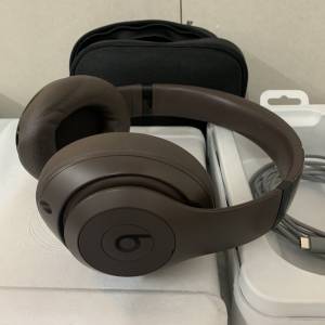 98%New Beats Studio Pro Wireless Headphones Deep Brown 保到25-5-2026