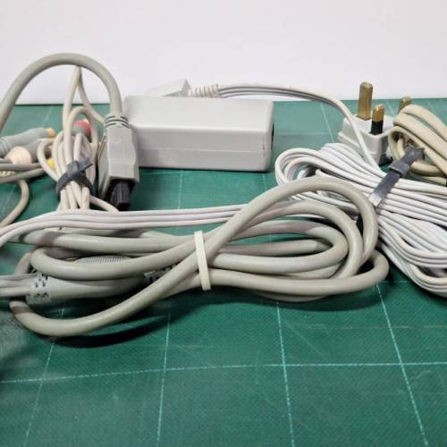 Wii 遊戲機 如圖所見 其他欠奉