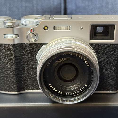 Fujifilm x100v 銀色