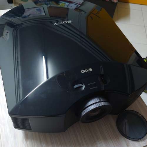 SONY VPL-HW30ES 投影機 + VODKA HDMI 線