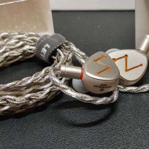 DZ4 +EW300 耳機组合