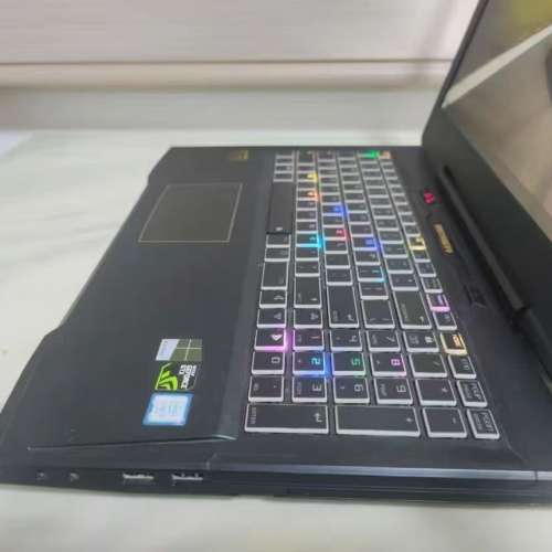 Intel® Core™ i7-6700高階電競RGB手提電腦，GTX 獨立顯卡，16G DDR4，512G 固態硬...