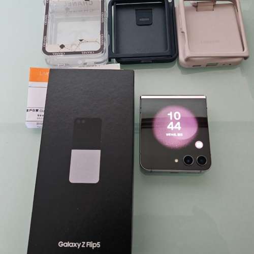 98%New Samsung Galaxy Z Flip5 手機 香港行貨 8+256GB 有單有盒