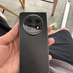 Use Oppo find n5 512 香港行貨（睇圖）不議