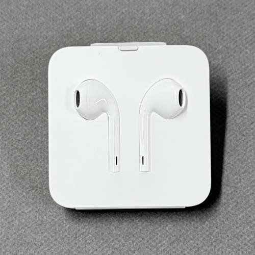 全新原裝 Apple EarPods with Lightning Connector Headphone Earphone 有線耳機